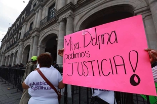 Los inconformes señalaron que, aunque el Cabildo rechazó el regreso de Hernández Herrera, temen que la funcionaria intente retomar el cargo mediante influencias políticas.