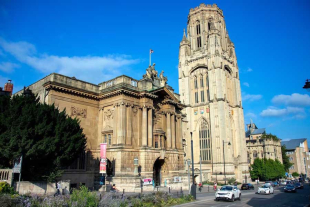 Entre los bienes sustraídos, detalló, figuran objetos personales, recuerdos, fotografías y archivos