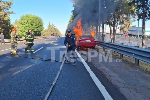 En el sitio, los elementos de la SSEM hicieron contacto con la conductora del automóvil, identificada como Mayra