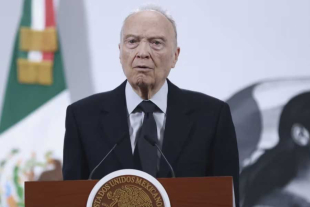 Alejandro Gertz Manero presentó al Senado de la República su renuncia a la Fiscalía General de la República (FGR)