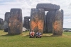 ¡Siguen las protestas! Activistas pintan de naranja el monumento Stonehenge