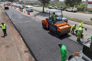 Cuadrillas de la SICT atenderán con maquinaria especializada una meta de 26 kilómetros.