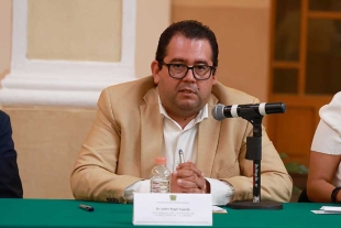 Rogel advirtió que, si se decide iniciar un nuevo proceso electoral, este deberá realizarse conforme a la legislación universitaria 