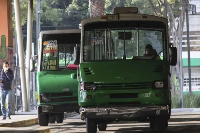 Las autoridades capitalinas y el gremio transportista acordaron una serie de compromisos