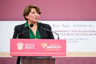 Gobernadora de Edoméx se pone 7.5 y promete mejorar seguridad y salud