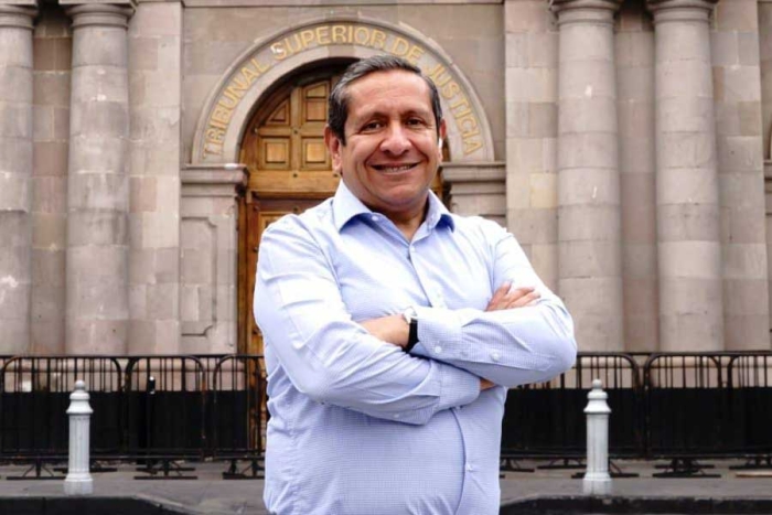 Durante su campaña, Macedo prometió regresar a los municipios para escuchar las inquietudes de la ciudadanía