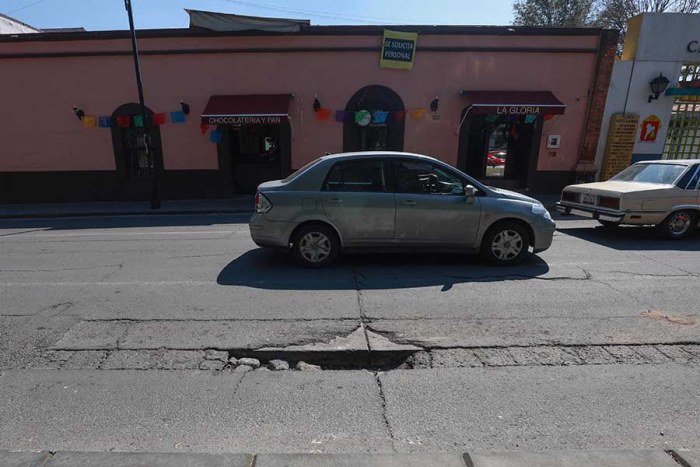 Siguen los baches en Toluca