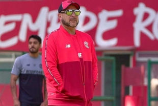 Los rumores sobre un futuro regreso del “Turco” a Argentina seguirán latentes.
