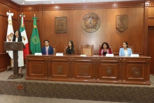 La UAEMéx celebró la Conmemoración del Día Internacional de los Pueblos Indígenas, en la Sala “Gustavo Baz Prada” del Edificio de Rectoría