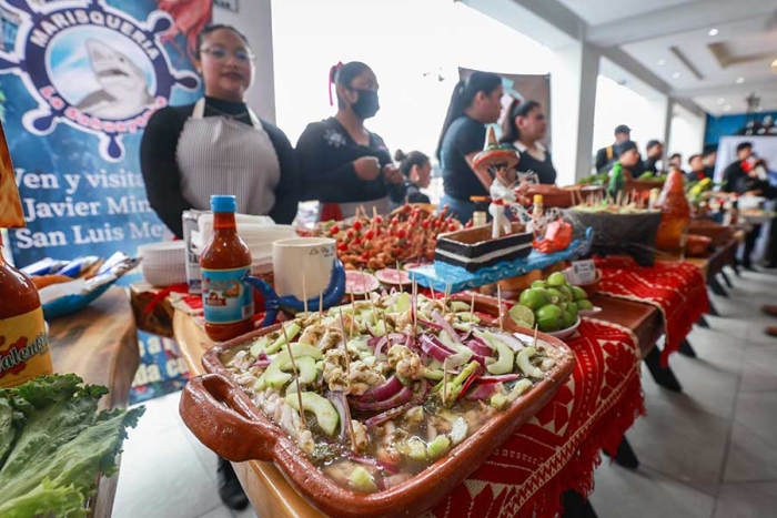 Los organizadores estiman la venta de aproximadamente 12 toneladas de pescados y mariscos