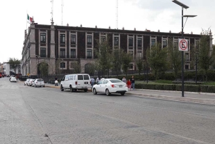 No les importa la señal de &quot;No Estacionarse&quot;