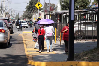 Ricardo Moreno entrega Sendero Seguro y renueva La Crespa Floresta