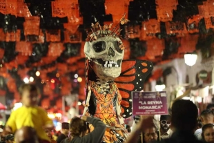 La actividad principal y la más esperada por los vallesanos es el tradicional desfile CatrínValle