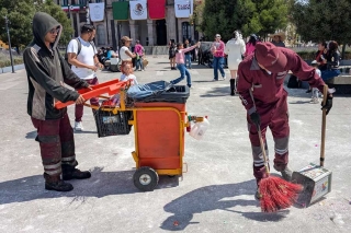 Recogen 13 toneladas de basura tras festejos patrios en Toluca