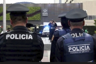 Regresan a policías por &quot;gorditos&quot; en la CDMX