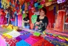 Familia Morán, mantiene viva la tradicional elaboración del papel picado