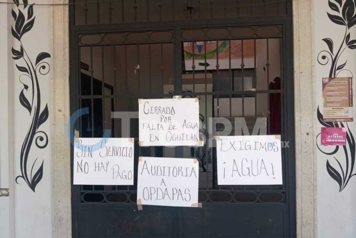 Los inconformes cerraron las instalaciones del ayuntamiento