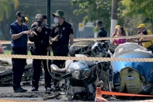 Los fallecidos son los únicos ocupantes de la aeronave, que intentó un aterrizaje de emergencia en una de las calles más transitadas de la ciudad