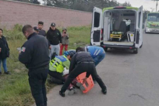 Vecinos de la zona dieron aviso a las autoridades y solicitaron apoyo de los servicios de emergencia.