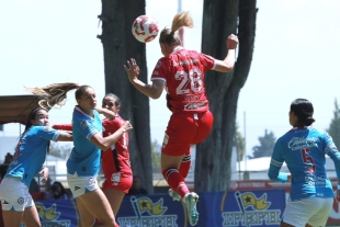 El equipo tomó la ventaja temprano, al minuto 4, con un gol de cabeza de Amandine Henry