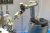 ¿Lo visitarías? Primer robot dentista ya hace cirugías con “precisión absoluta”