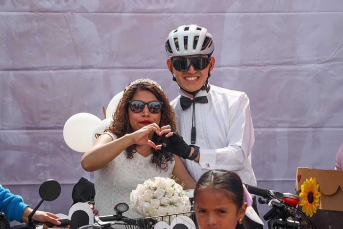 Al concluir la carrera, la fiesta deportiva continuó con la rodada “Bici Amor”