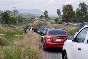 Tras el reporte recibido al 911, paramédicos acudieron al sitio únicamente para confirmar el deceso de los jóvenes.