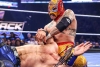 El vuelo triunfal de Rey Fénix en WWE