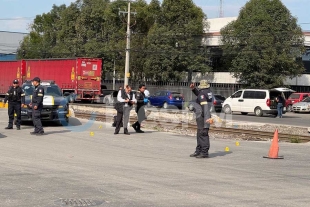 Una balacera ocurrió sobre la avenida Albert Einstein entre Industria Automotriz y Paseo Tollocan.