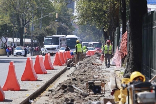 abe señalar que en esta zona se estará ampliando la vialidad con sentido a avenida solidaridad las Torres