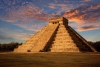 ¡Atrapados! Cachan a perritos subiendo la pirámide de Chichén Itzá