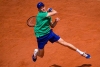 Sinner avanza con paso firme en Roland Garros