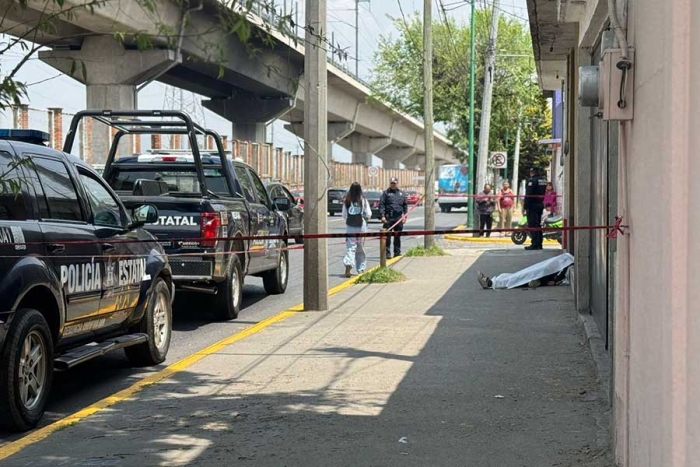 Vecinos del fraccionamiento identificaron al fallecido como un hombre que solía deambular por las calles del lugar