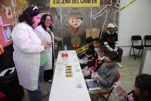 Disfrutan niñas y niños del “Verano en la Ciencia”