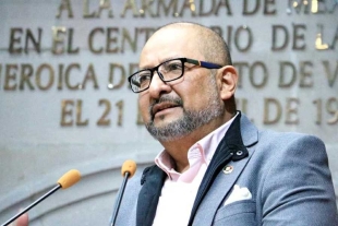 El morenista refirió que un caso que ha encendido los focos rojos es el aval que otorgó el actual gobierno de Naucalpan