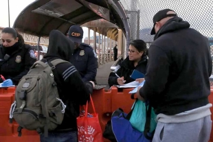 García Morón recordó que recientemente se auxilió a una persona migrante embarazada