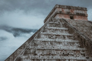 Con 2.3 millones de visitantes al año, la Zona Arqueológica de Chichén Itzá, en Yucatán, sigue desvelando misterios