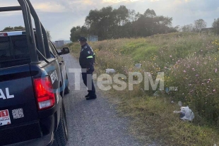 Vecinos reportaron a través del 911, que ubicaron el cadáver flotando en el afluente de aguas negras.