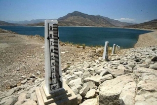 Hoy día, Chile es el país con mayor sequía de toda la región, una aguda crisis hídrica que afecta a 49 comunidades y a más de un millón 600 mil personas. 