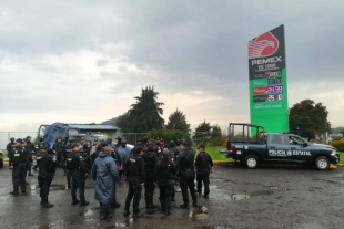 Al llegar al lugar de la confrontación, los uniformados hicieron contacto con habitantes