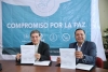 Firma Ricardo Moreno Compromiso por la Paz