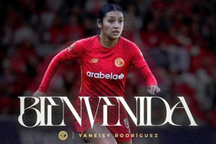 Más allá de su rendimiento en el campo, Rodríguez es reconocida por ser una auténtica líder social dentro del gremio futbolístico