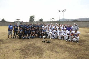 El equipo, liderado por la Head Coach Ana Paulina Zequeira Cisneros, cuenta con 32 jugadores, un entrenador y tres auxiliares