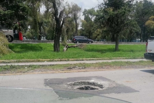 Los afectados comentan que deben pagar hasta 700 pesos cuando caen en un bache o coladera