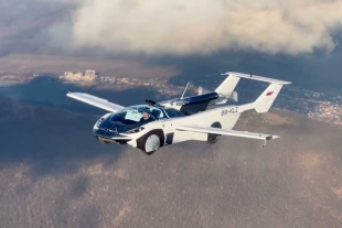 El AirCar realizará su primer vuelo en septiembre próximo