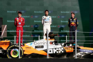 No todo fue celebración: Fernando Alonso abandonó la carrera en la vuelta 36 por un fallo mecánico