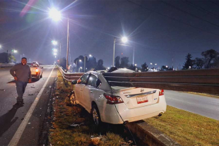 A la llegada de paramédicos, se brindó atención prehospitalaria al conductor