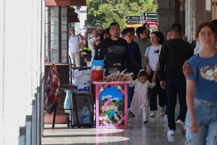 Regresan vendedores ambulantes al centro de Toluca