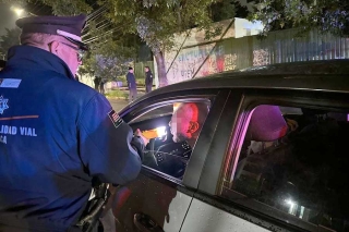 Alcoholímetro sorprende a 36 conductores en Toluca
