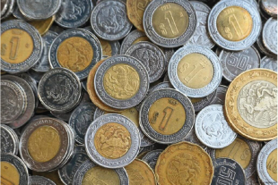 Banco de México comenzará a circular en diciembre nuevas monedas de $1 fabricadas con materiales más amigables con el medio ambiente, reduciendo costos y conservando el diseño tradicional.
